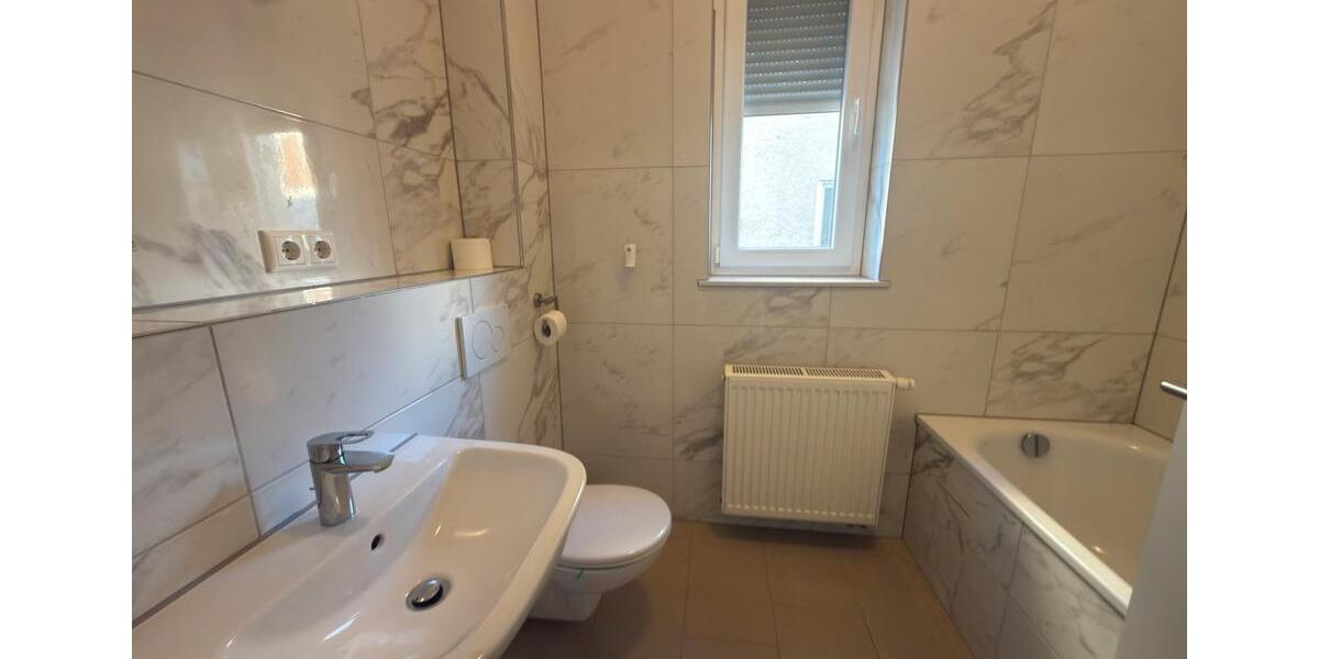 Dachgeschoßwohnung Offenbach am Main Bürgel - 4 Zimmer, 63 m&sup2;, 1.000&euro; | Angebot:25368740