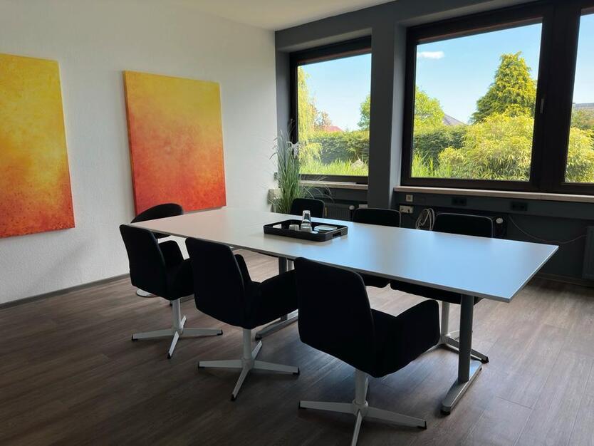 Büro mit Aussicht ins Grüne