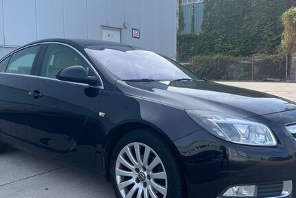 Opel Insignia 273.466 km 3.500 € Mainz-Mombach 55120