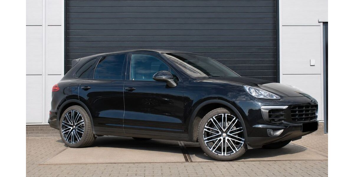 Porsche Cayenne 171.000 km 27.200 &euro; Gummersbach 51647