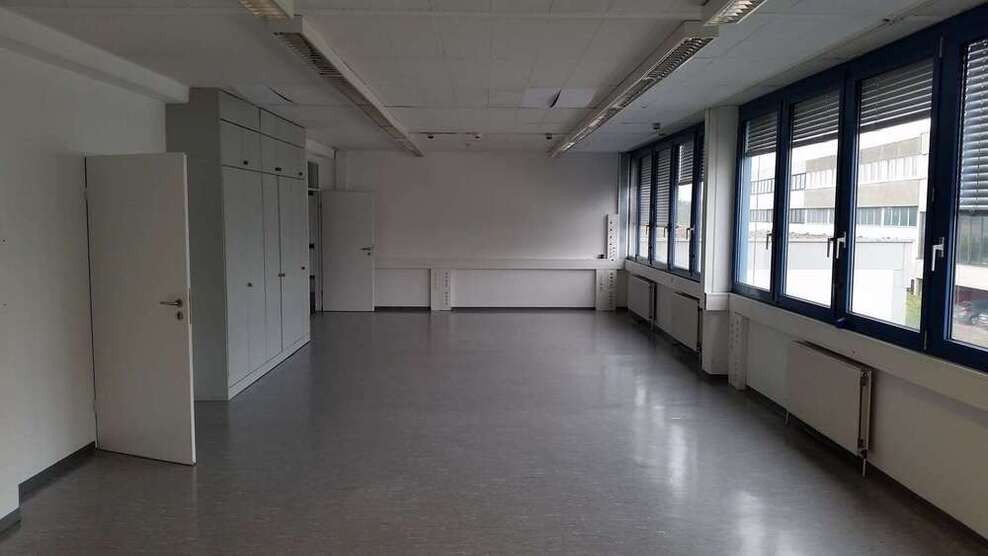 Büro in Frankfurt 400 € 50 m²