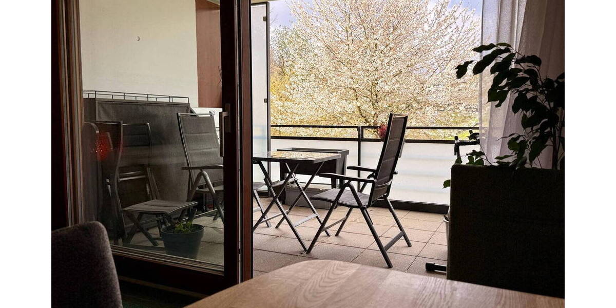 Etagenwohnung Stuttgart Ost - 3 Zimmer, 84 m&sup2;, 1.597&euro; | Angebot:26015856