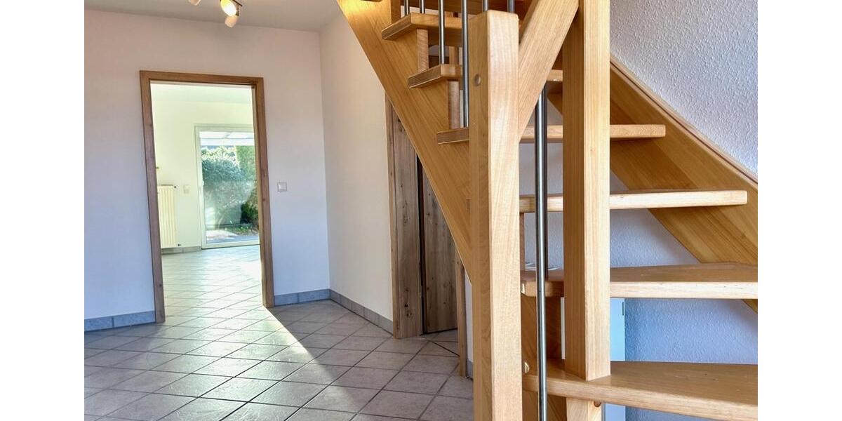 Bungalow Barßel - 4 Zimmer, 125 m&sup2;, 1.200&euro; | Angebot:25545598