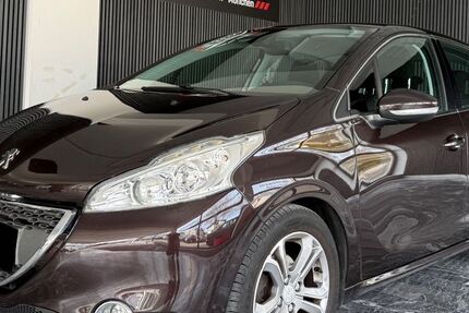 Peugeot 208 132.000 km 3.999 &euro; Hohenlinden bei München 85664