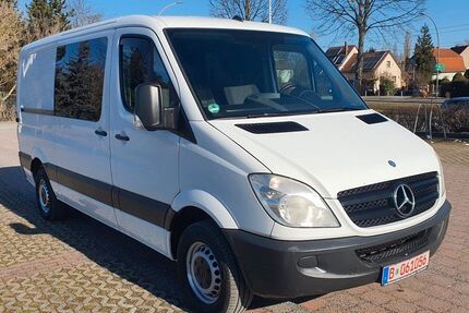Mercedes-Benz Sprinter 421.899 km 8.500 &euro; Berlin 13055