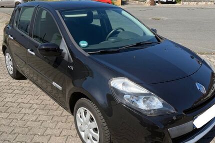 Renault Clio 114.500 km 3.599 &euro; Königstädten 65428