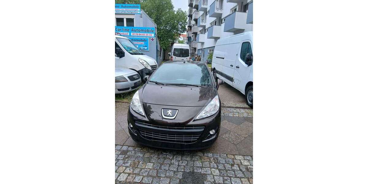 Peugeot 207 105.000 km 5.600 &euro; Berlin 12105