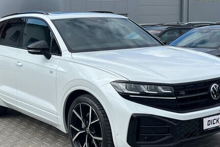 VW Touareg 18.184 km 75.950 &euro; Burghaun 36151