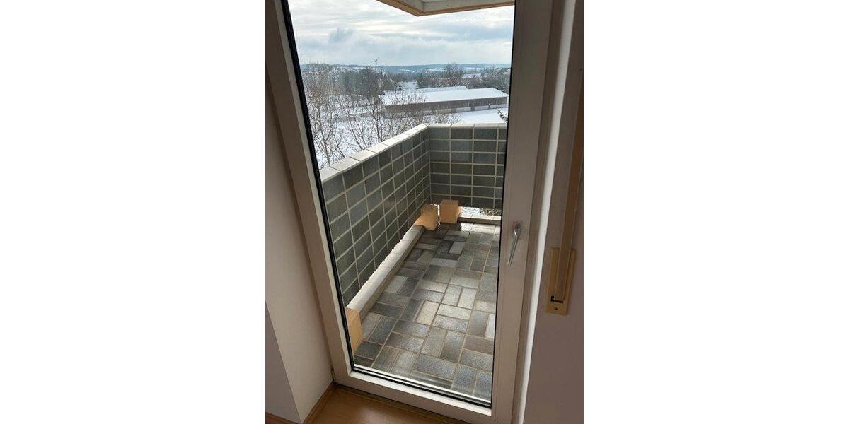 Etagenwohnung Weiden in der Oberpfalz - 2.5 Zimmer, 67 m&sup2;, 205.000&euro; | Angebot:26823788