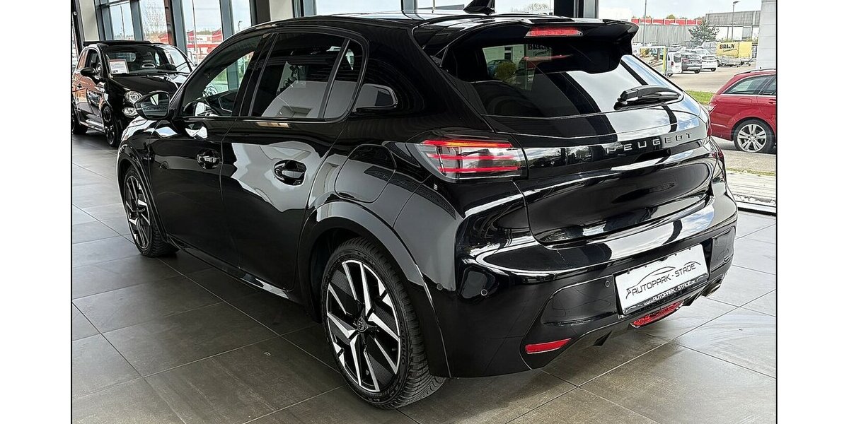 Peugeot 208 Hybrid GT Pano LED Kam Assist Keyless Temp 18.900 km 18.990 &euro; Stade 21682