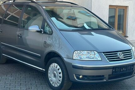 VW Sharan 299.500 km 2.990 &euro; München 80995