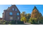 Mehrfamilienhaus mit Blick in Grüne zimmer