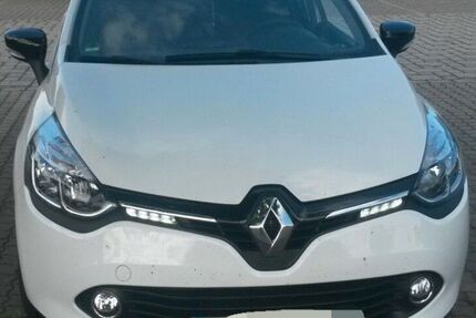 Renault Clio 185.000 km 5.999 &euro; Riesa 01589