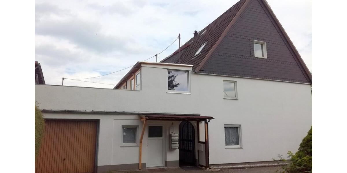 Dachgeschoßwohnung Wiehl - 1 Zimmer, 12 m&sup2;, 230&euro; | Angebot:25439080