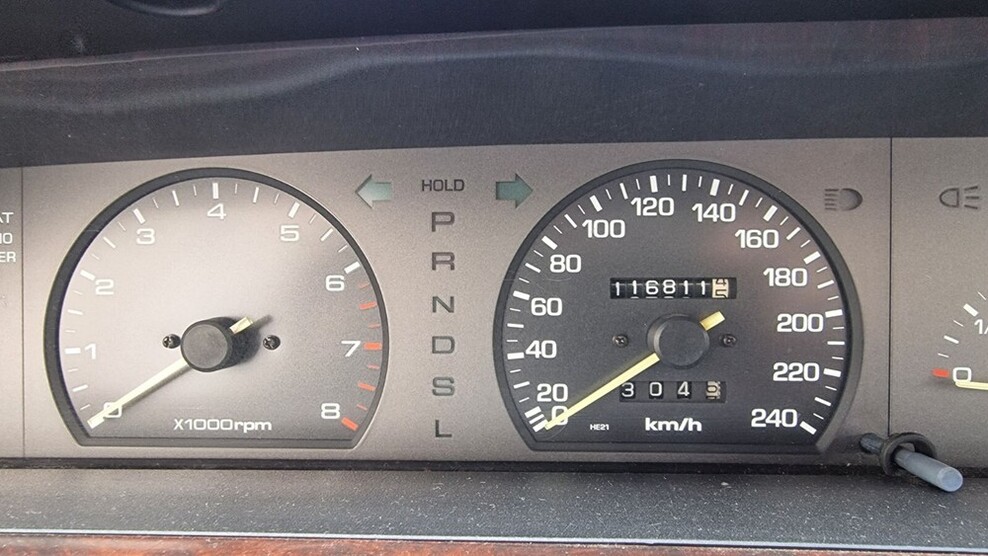 Mazda 929 III 116.811 km 9.900 € Köln 50667