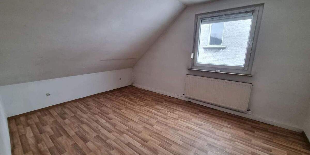 Etagenwohnung Amberg - 3 Zimmer, 70 m&sup2;, 630&euro; | Angebot:26156041