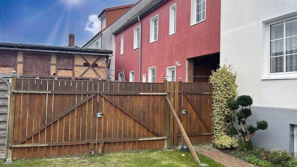 Einfamilienhaus Neubukow - 8 Zimmer, 210 m&sup2;, 298.500&euro; | Angebot:25675695