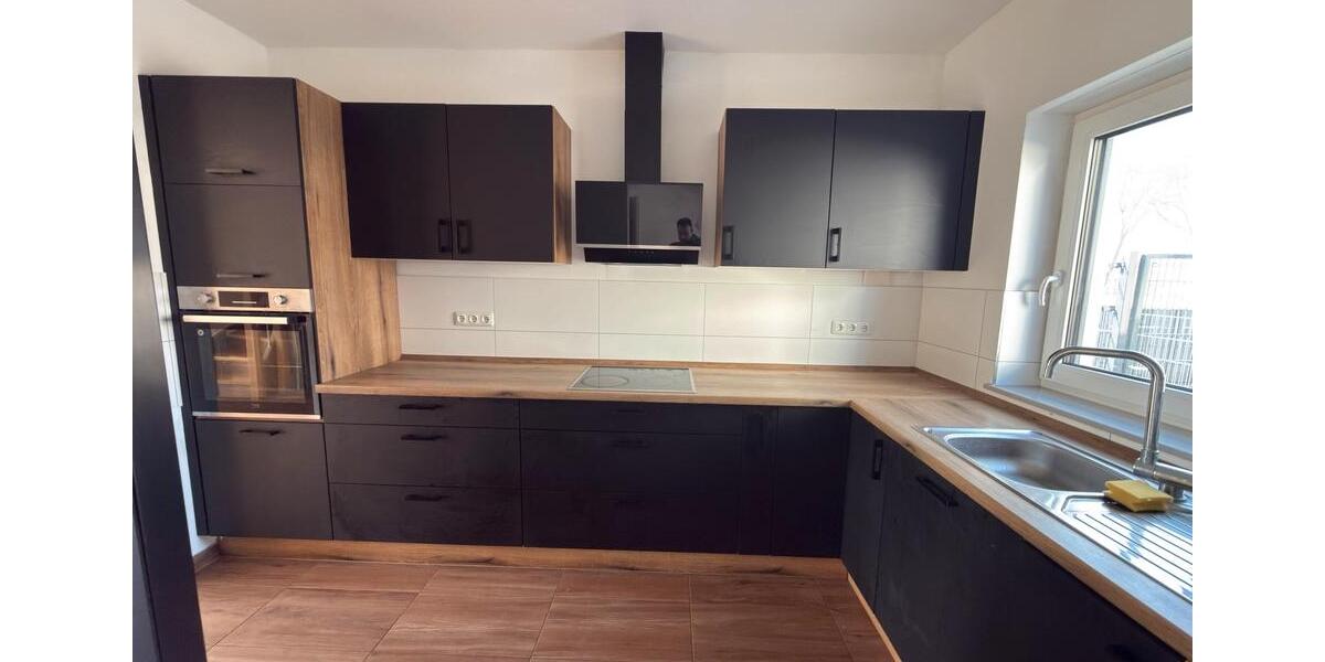 Reihenhaus Wiesbaden Mainz-Kastel - 5 Zimmer, 145 m&sup2;, 2.900&euro; | Angebot:25863167