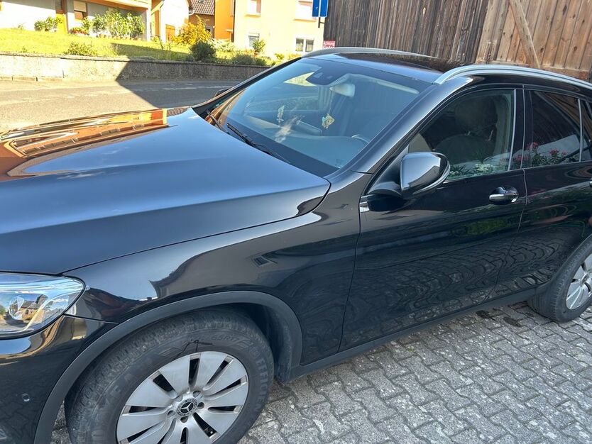 Mercedes-Benz GLC 250 185.000 km 19.600 € Weismain 96260