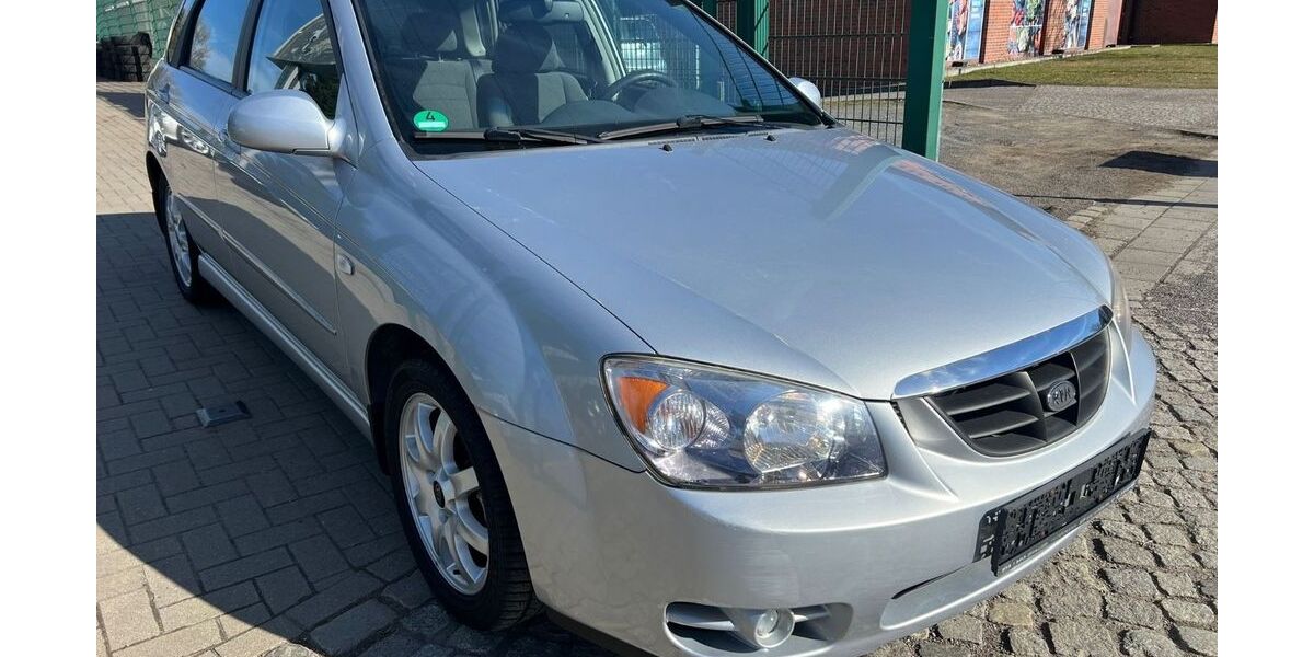 Kia Cerato 65.000 km 3.290 &euro; Berlin Weißensee-Pankow 13086