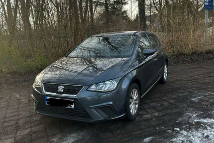 Seat Ibiza 108.500 km 8.650 &euro; Hamburg 22159