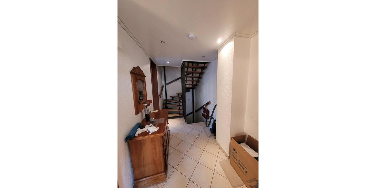 4-Zimmer Quattro-Haus mit Stellplatz in Bottrop-Eigen 4 zimmer