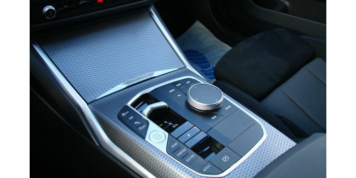 BMW 320i LCI M-Sport Pro Shadow-Line HUD 360º LED 5.131 km 37.980 &euro; Falkensee 14612