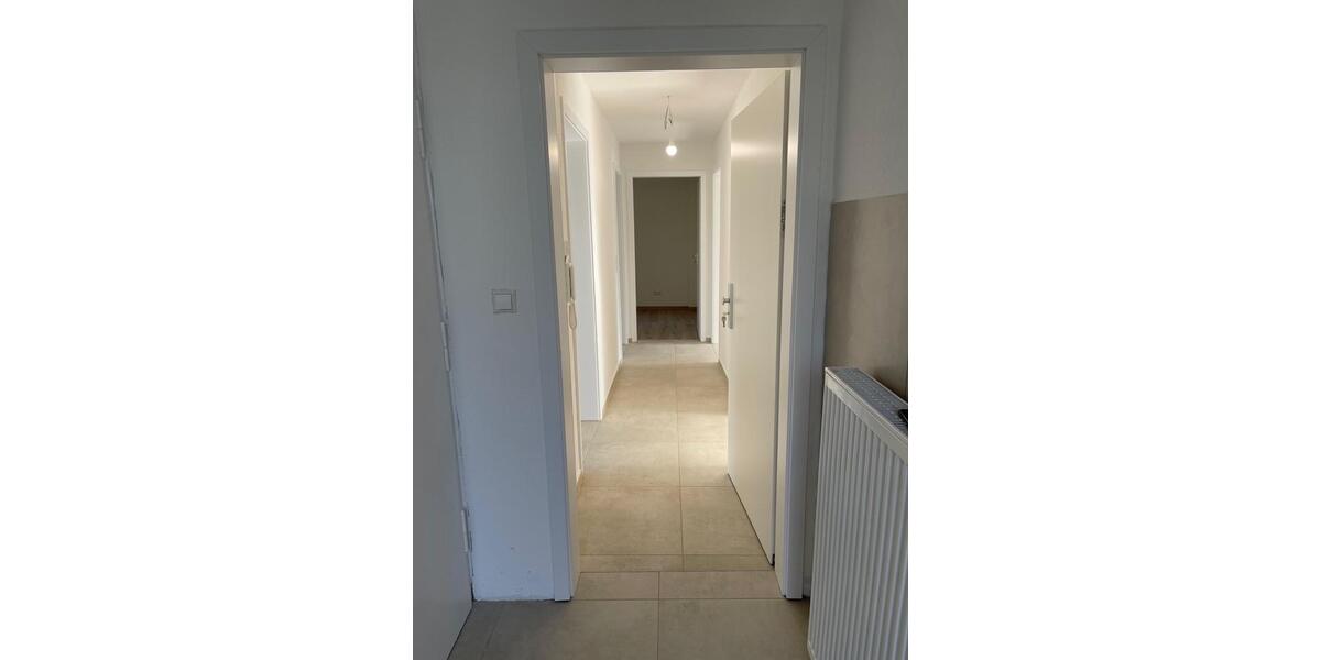 Erdgeschoßwohnung Esslingen am Neckar Oberesslingen - 3 Zimmer, 75 m&sup2;, 1.500&euro; | Angebot:25499690