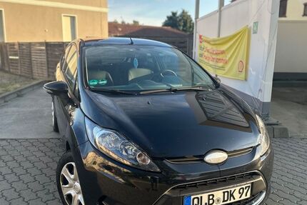Ford Fiesta 232.000 km 2.000 € Halberstadt 38820