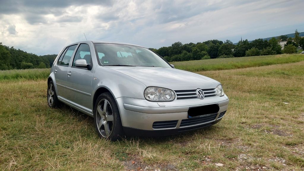 VW Golf 199.000 km 2.690 &euro; Fürth 90766