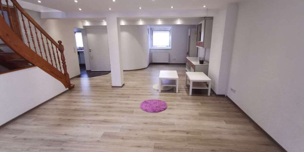 Haus zum Kaufen in Bexbach-Höchen 298.000 € 127 m² 5 zimmer