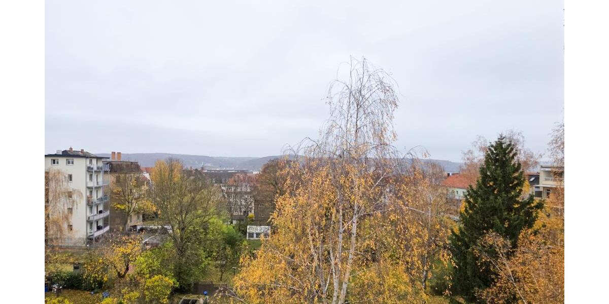 Schöne 3 Raum-Dachgeschoss Whg. mit Eckbadewanne - Dachgeschoßwohnung Gera Ostviertel | Angebot:26335591