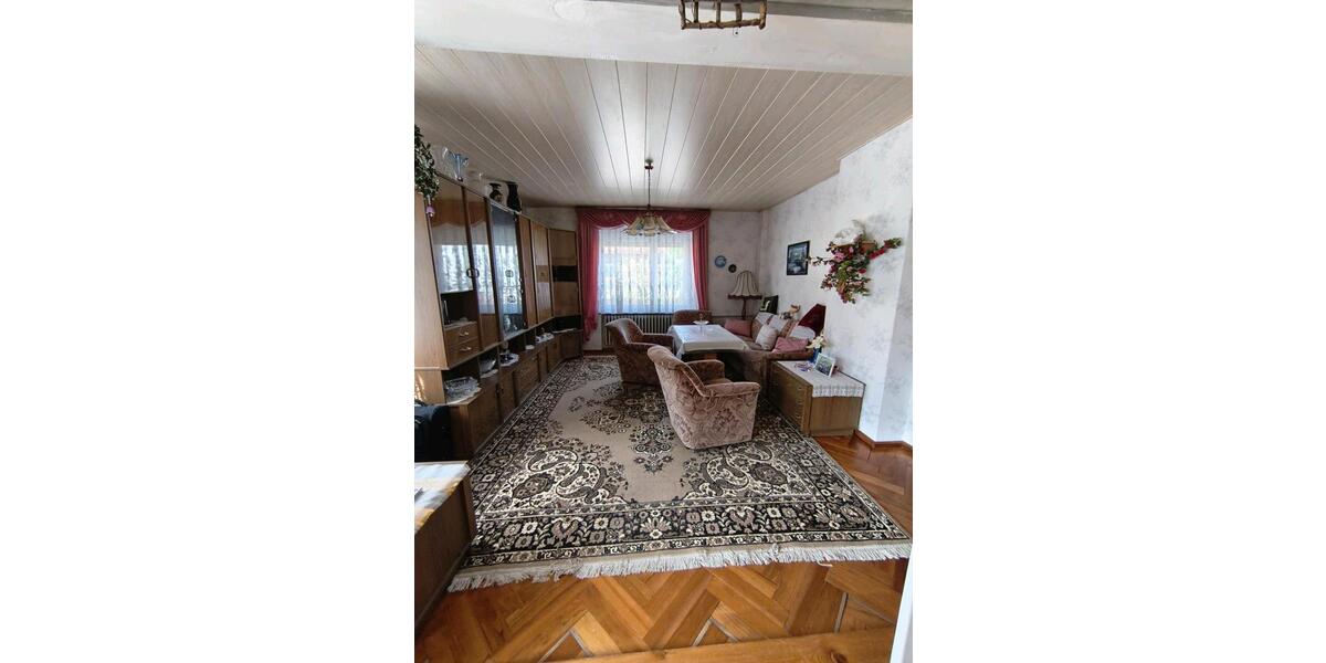 Einfamilienhaus Nebra (Unstrut) - 7 Zimmer, 145 m&sup2;, 99.500&euro; | Angebot:26418663