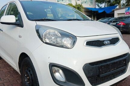 Kia Picanto 145.606 km 2.850 &euro; Frankfurt 60486