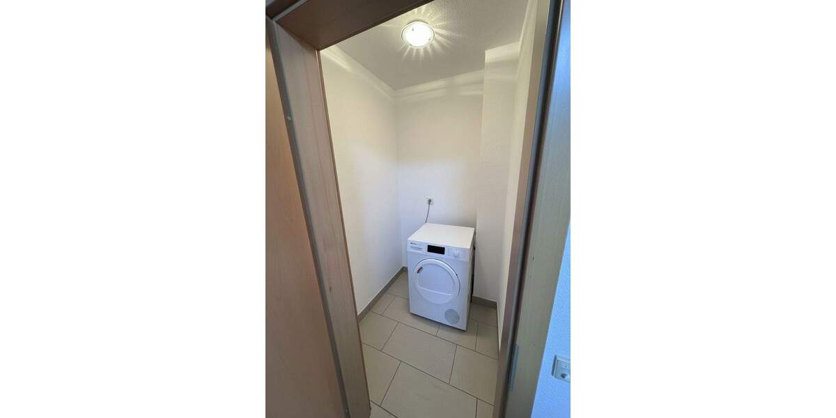 Etagenwohnung Augsburg Göggingen - 3 Zimmer, 95 m&sup2;, 1.540&euro; | Angebot:25921284