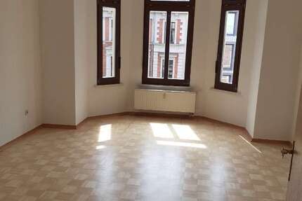 Wohnung zum Mieten in Halle 602,50 € 80.32 m² 2 zimmer