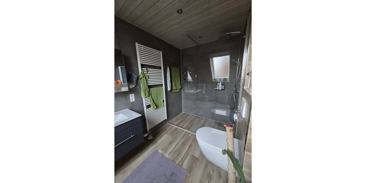 Reihenmittelhaus Renningen - 7 Zimmer, 155 m&sup2;, 620.000&euro; | Angebot:26090020