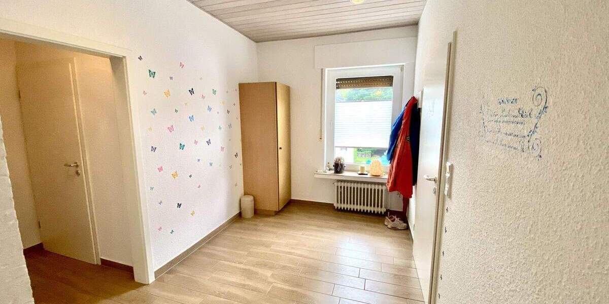 Mehrfamilienhaus, Wohnhaus Preußisch Oldendorf Börninghausen - 4 Zimmer, 220 m&sup2;, 285.000&euro; | Angebot:25779358
