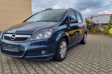 Opel Zafira 140.017 km 2.399 &euro; Tanna 07922