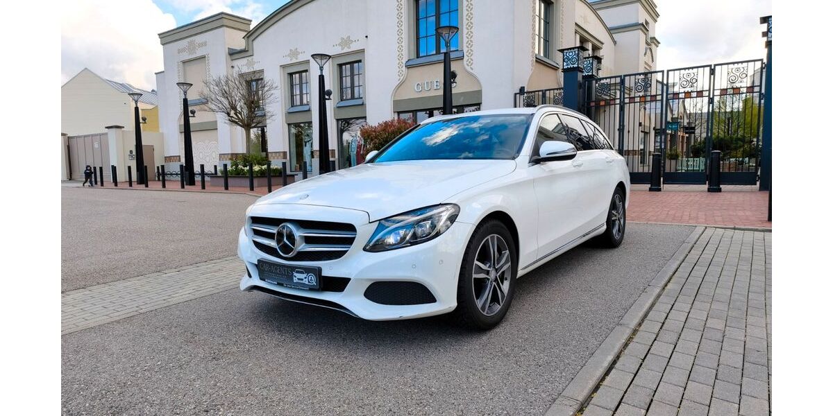 Mercedes-Benz C 250 181.126 km 14.997 &euro; Kösching 85092