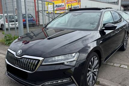 Skoda Superb 265.000 km 14.900 &euro; KEHL 77694