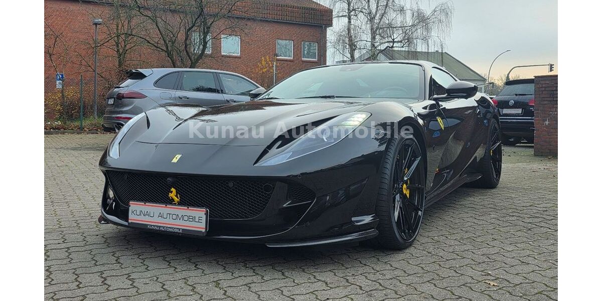 Ferrari 812 11.742 km 479.000 &euro; Hamburg 22453
