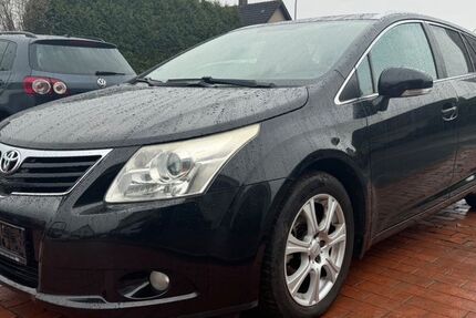 Toyota Avensis 230.000 km 4.400 &euro; Leopoldshöhe 33818