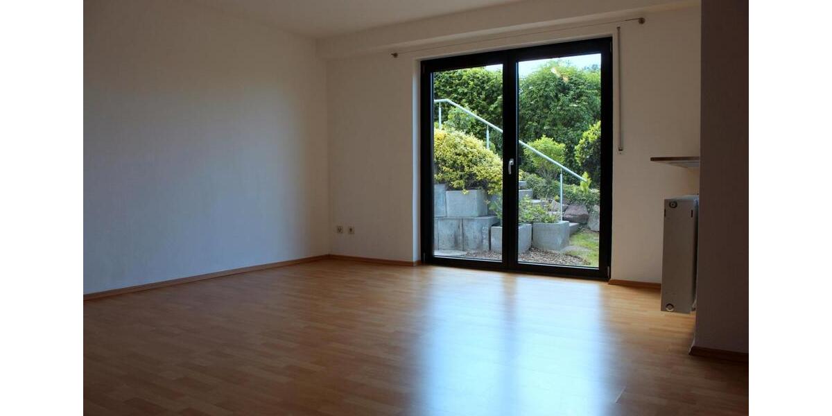 Erdgeschoßwohnung Rotenburg an der Fulda - 2 Zimmer, 67 m&sup2;, 550&euro; | Angebot:26322089