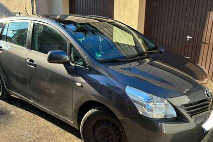 Toyota Verso 146.000 km 6.500 &euro; Remshalden 73630