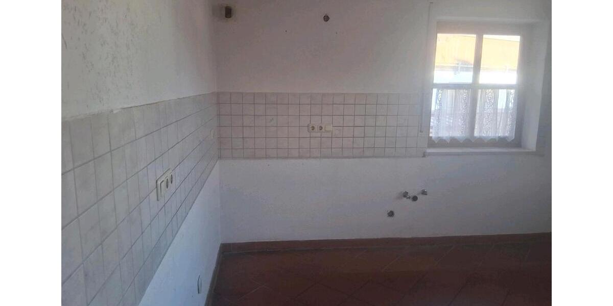 Erdgeschoßwohnung Cham - 2 Zimmer, 100 m&sup2;, 720&euro; | Angebot:25929833