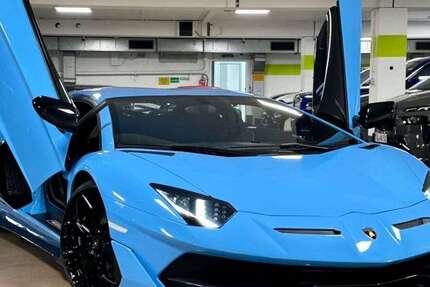 Lamborghini Aventador 6.500 km 599.999 € München 81827