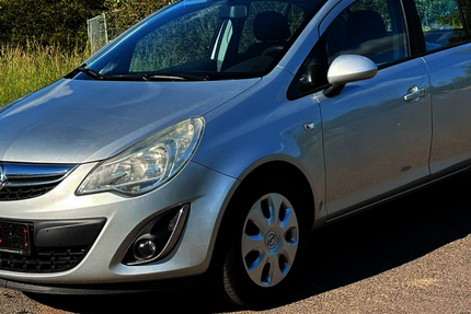 Opel Corsa 98.378 km 3.670 &euro; Sangerhausen 06526