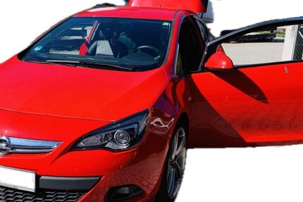 Opel Astra 99.000 km 5.900 &euro; kolbermoor 83059