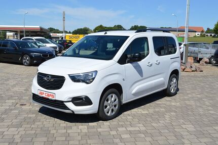 Opel Combo Life 110.000 km 13.990 &euro; Döbeln 04720